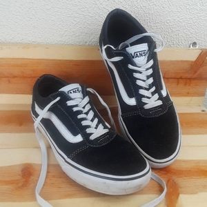 Van's Old Skool Suede Sneakers